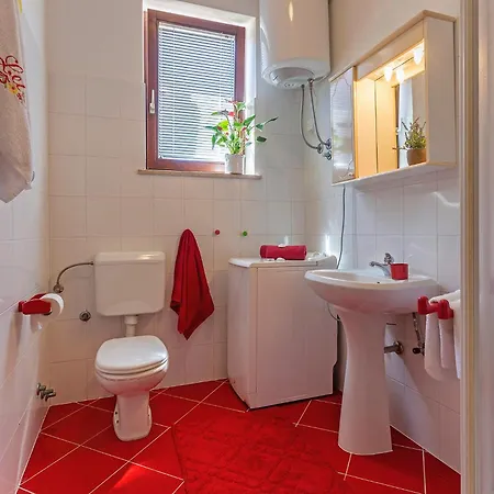 Nada In Vinkuran Ferienhaus Pula