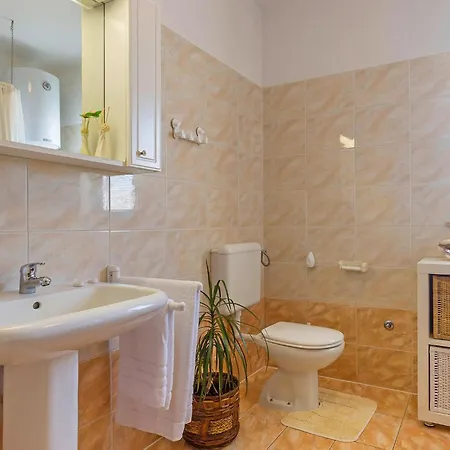 Ferienhaus Nada In Vinkuran